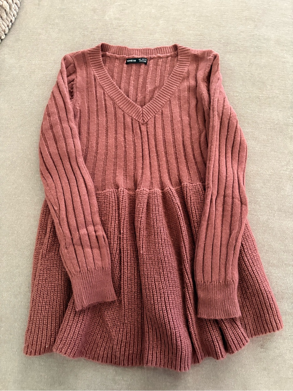 Set of 8 long sleeve MATERNITY tops!